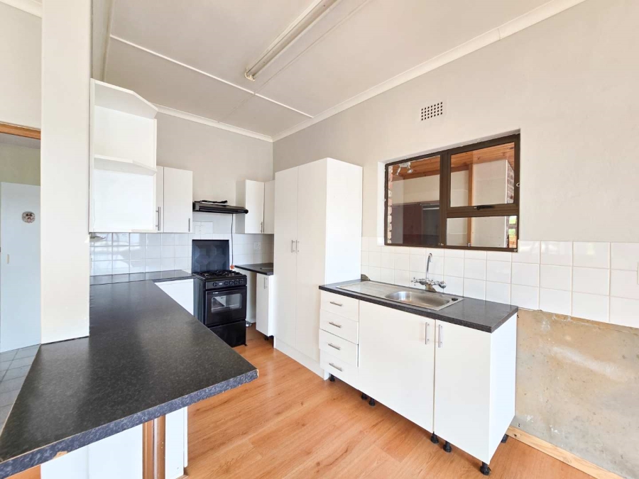 2 Bedroom Property for Sale in Stilbaai Wes Western Cape